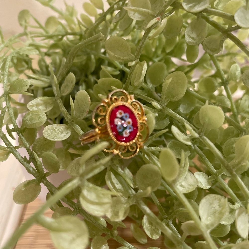 Flower ring - Picture 4 of 4